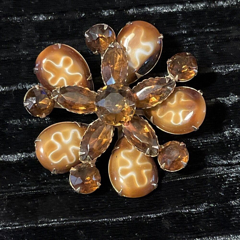Vintage 1950s 1960s Amber Glass Stone Flower Shaped Brooch Pin MCM 1.75”
